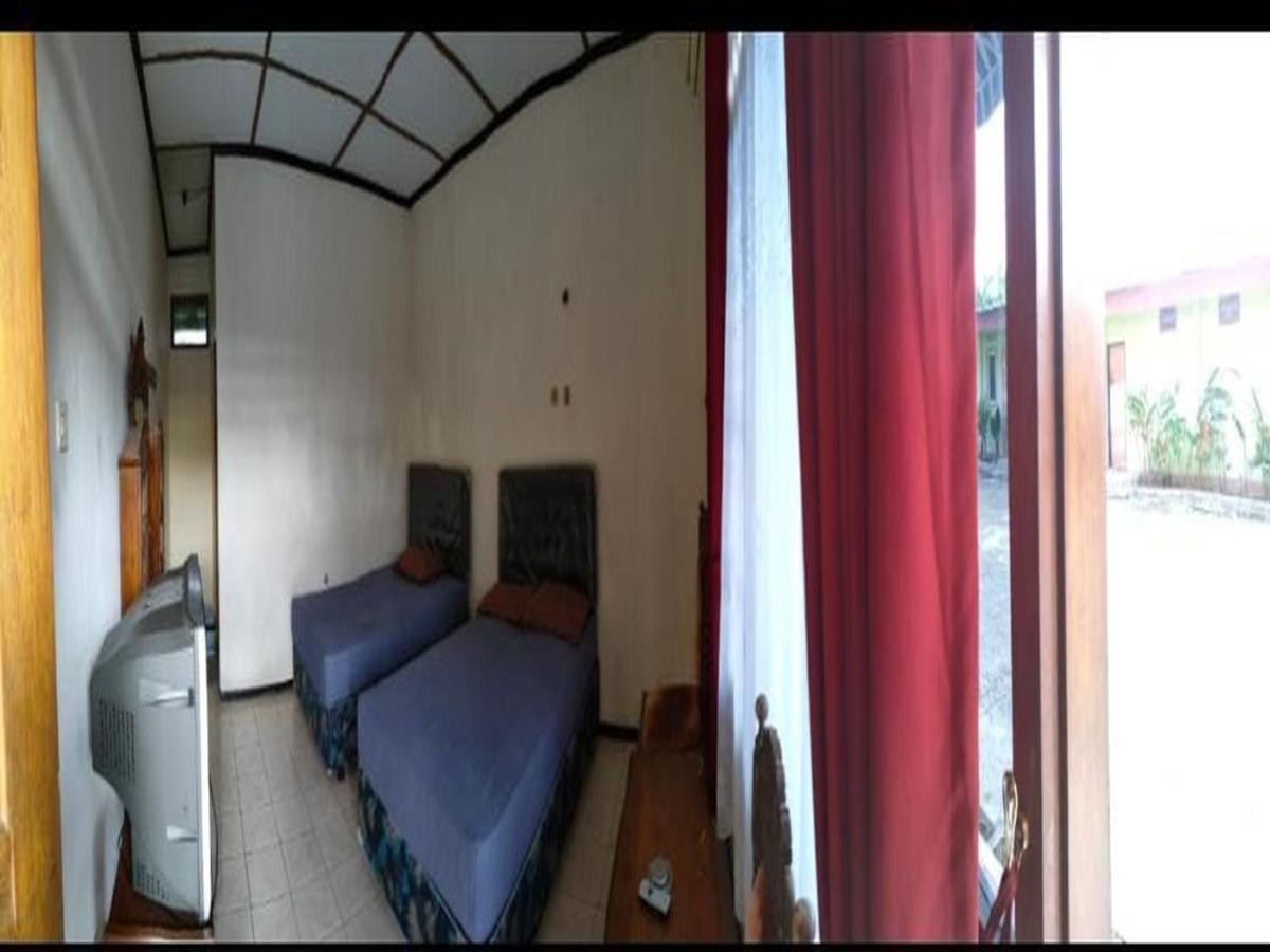 Bali Asri Pacitan Luaran gambar